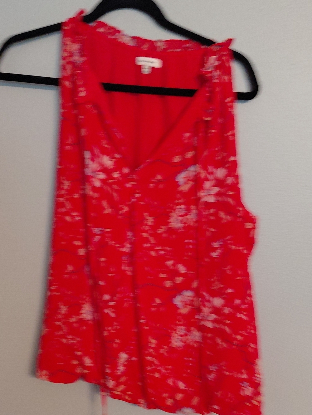 Max Studio Red Floral V-Neck Camisole